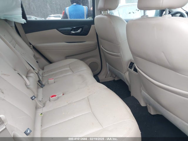 5N1AT2MT9HC750918 Nissan Rogue Sl