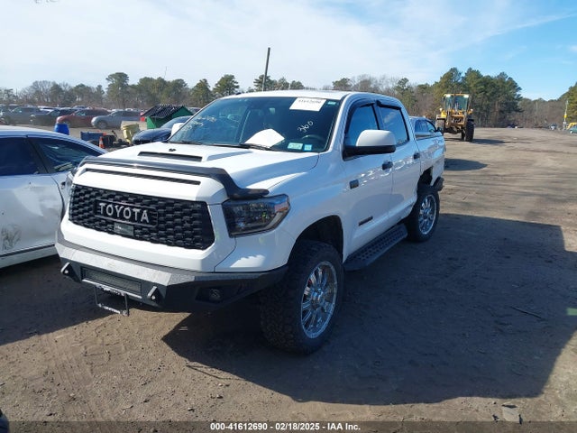 5TFDY5F18KX866854 Toyota Tundra Trd Pro 5.7l V8