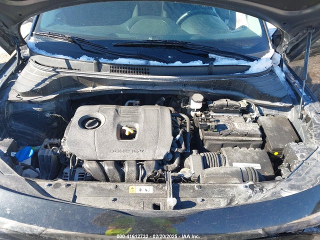 KNDJ23AU5P7888537 KIA SOUL LX