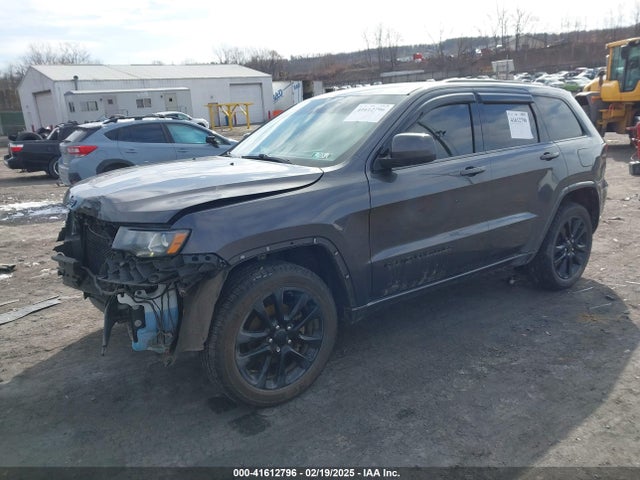 1C4RJFAG8JC349071 Jeep Grand Cherokee Altitude 4x4