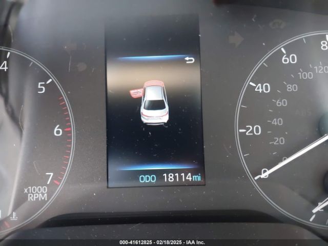 JTDBCMFE1RJ024065 Toyota Corolla Hybrid Le