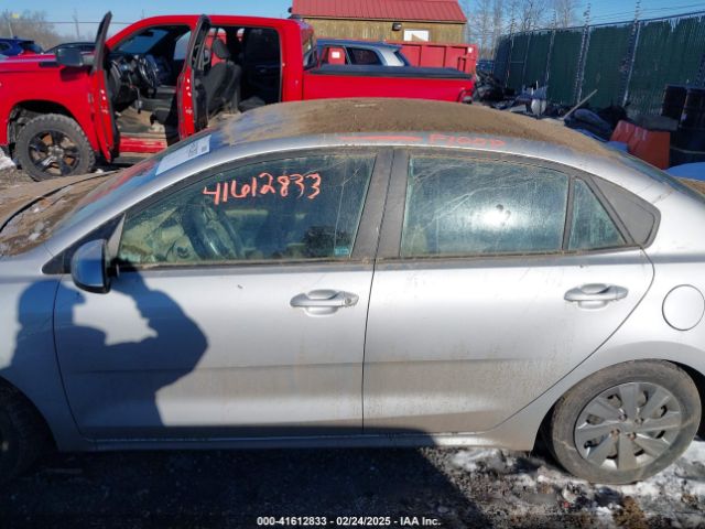 3KPA24AD9LE311302 KIA RIO LX