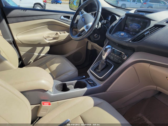 1FMCU9GX1EUB05697 Ford Escape