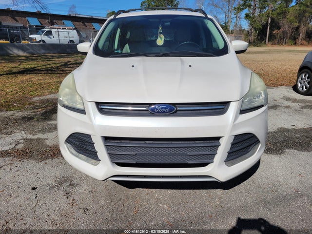 1FMCU9GX1EUB05697 Ford Escape