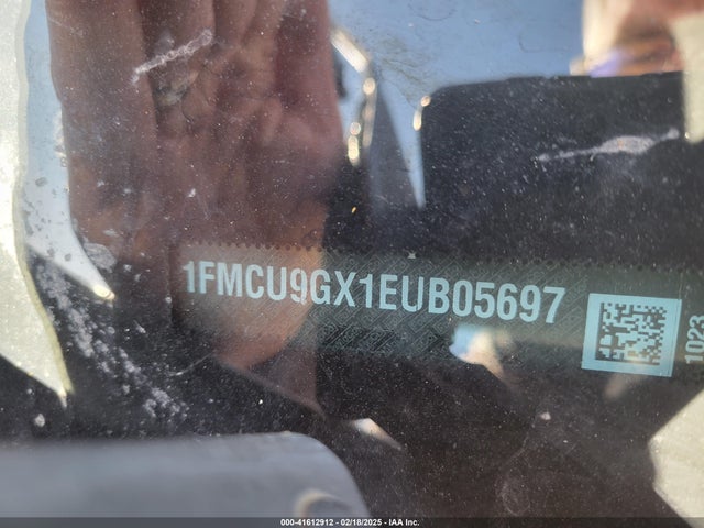1FMCU9GX1EUB05697 Ford Escape