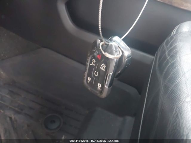 1GNSCJKC4FR744208 Chevrolet Suburban 1500 Lt