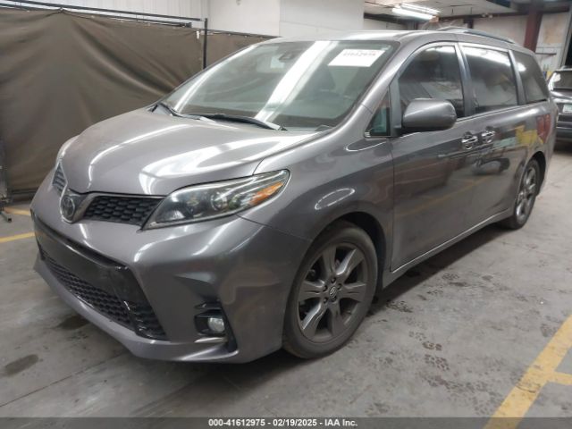 5TDXZ3DC9KS998790 Toyota Sienna Se 8 Passenger