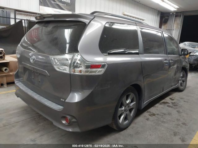 5TDXZ3DC9KS998790 Toyota Sienna Se 8 Passenger