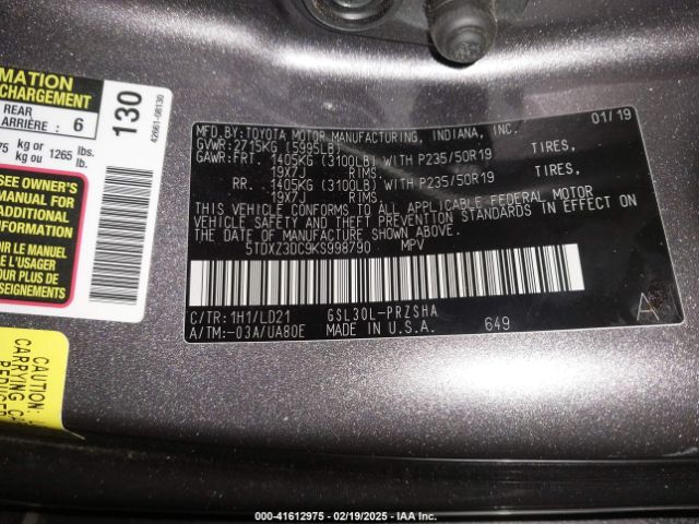 5TDXZ3DC9KS998790 Toyota Sienna Se 8 Passenger