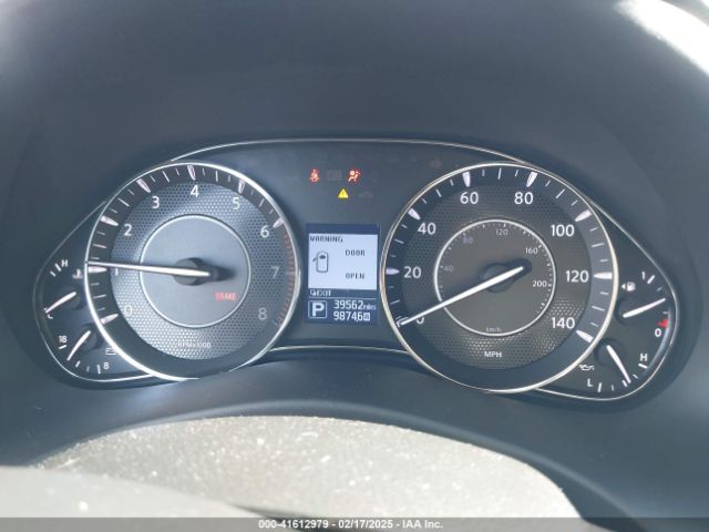 JN8AY2NDXK9089339 Nissan Armada Sl