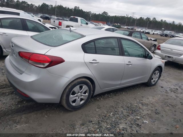 3KPFL4A72JE186105 KIA FORTE LX