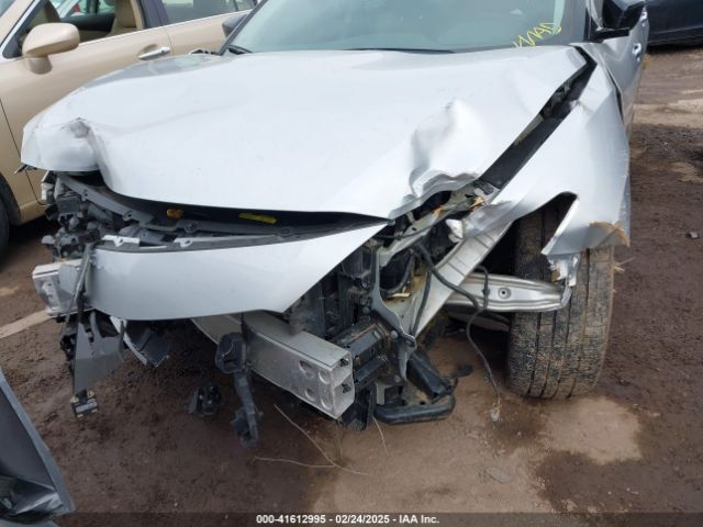 1N4AA6AP1HC439725 Nissan Maxima 3.5 Platinum