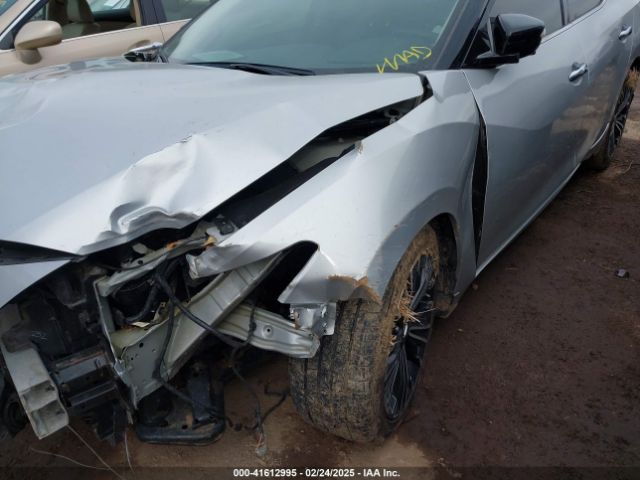 1N4AA6AP1HC439725 Nissan Maxima 3.5 Platinum