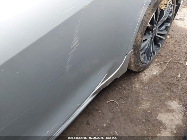 1N4AA6AP1HC439725 Nissan Maxima 3.5 Platinum