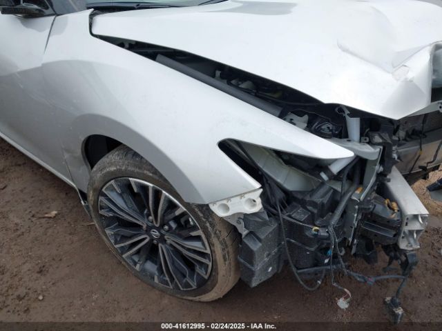 1N4AA6AP1HC439725 Nissan Maxima 3.5 Platinum