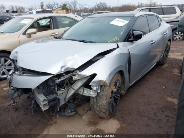 1N4AA6AP1HC439725 Nissan Maxima 3.5 Platinum