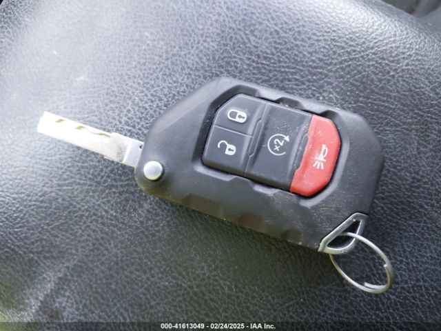 1C6HJTAG3NL137816 Jeep Gladiator Altitude 4x4