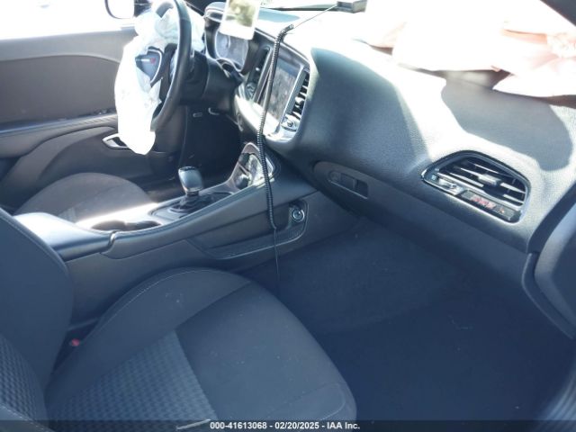 2022 DODGE CHALLENGER 2C3CDZFJ5NH175597 Photo 4