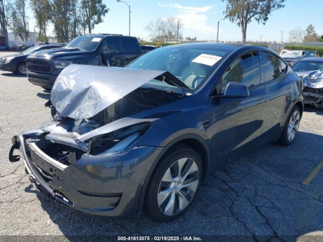7SAYGAEEXNF381389 Tesla Model Y Long Range Dual Motor All-wheel Drive