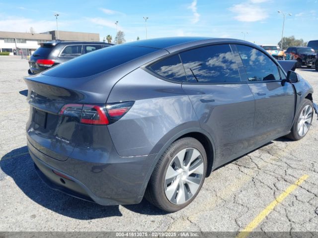7SAYGAEEXNF381389 Tesla Model Y Long Range Dual Motor All-wheel Drive