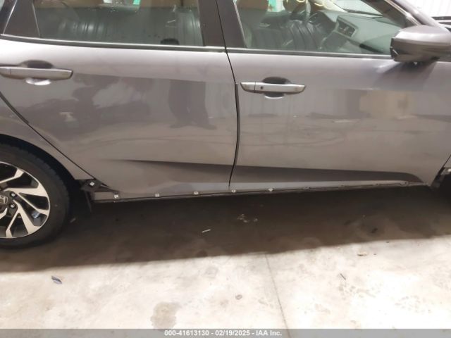 19XFC2F72JE208939 Honda CIVIC EX