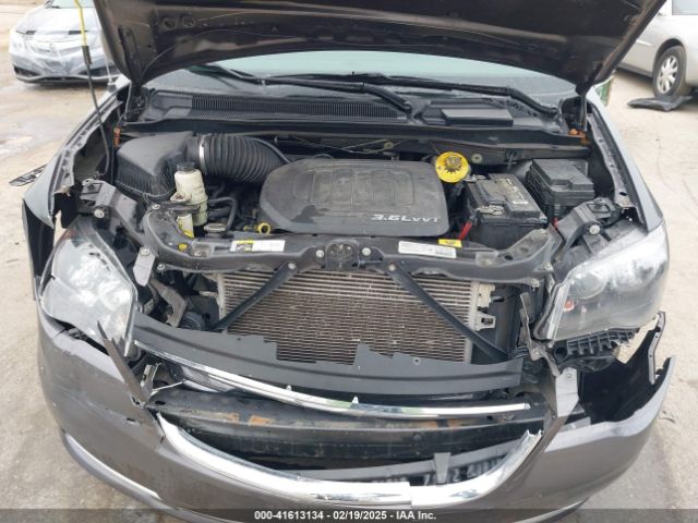 2C4RC1HG3FR578324 Chrysler Town & Country S