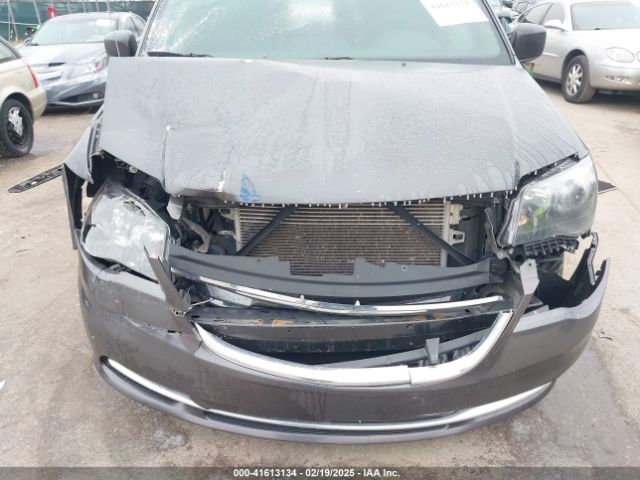 2C4RC1HG3FR578324 Chrysler Town & Country S