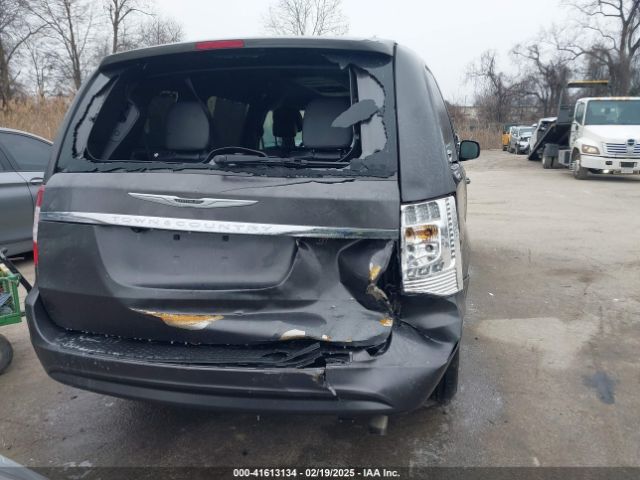 2C4RC1HG3FR578324 Chrysler Town & Country S