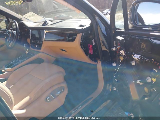 2020 PORSCHE MACAN WP1AA2A58LLB11601 Photo 4