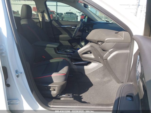 LRBFZPR40PD195596 Buick Envision Essence Awd