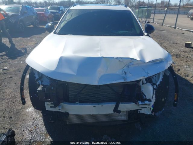 LRBFZPR40PD195596 Buick Envision Essence Awd