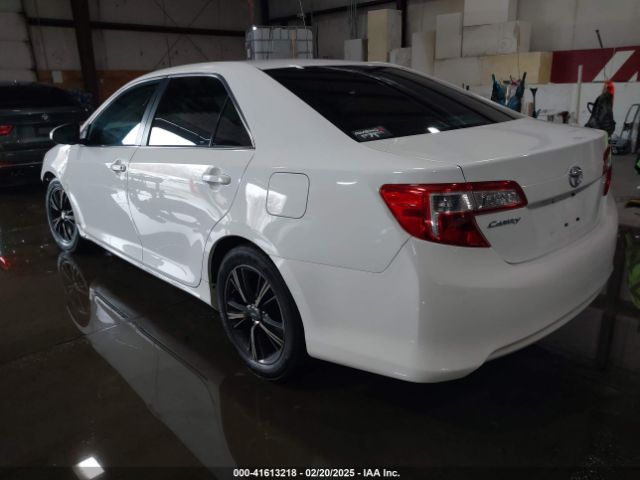 4T1BF1FKXEU306754 Toyota CAMRY LE
