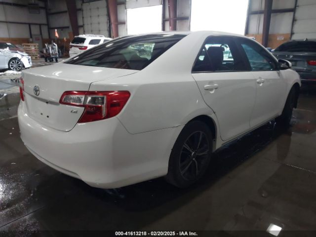 4T1BF1FKXEU306754 Toyota CAMRY LE