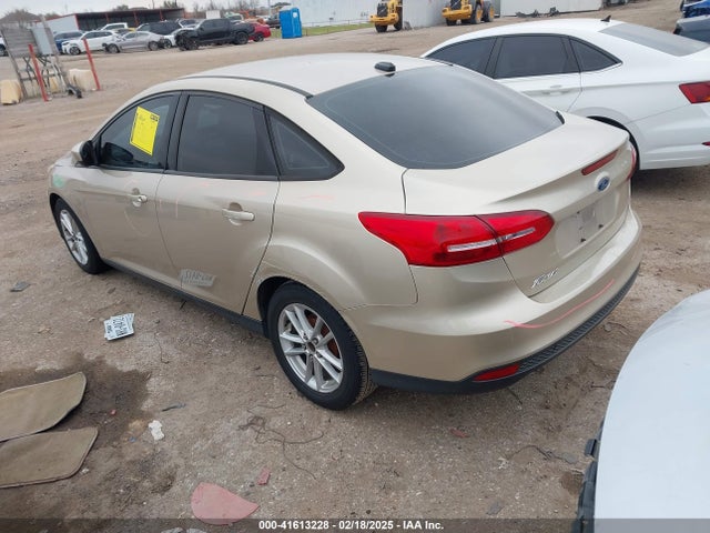 1FADP3F27JL295790 Ford FOCUS SE
