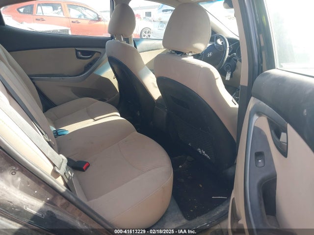 5NPDH4AEXGH791274 Hyundai ELANTRA SE