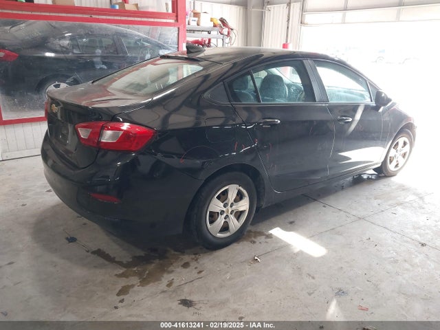 1G1BC5SM8J7127660 Chevrolet Cruze Ls Auto