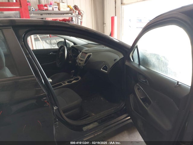 1G1BC5SM8J7127660 Chevrolet Cruze Ls Auto