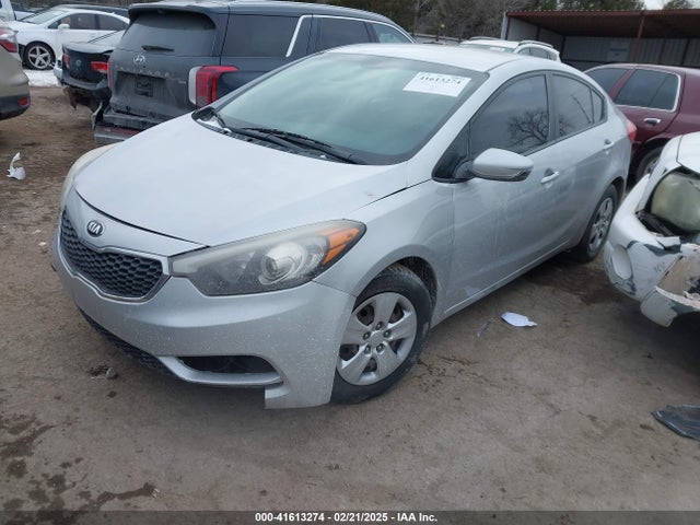 KNAFK4A69F5388109 KIA FORTE LX