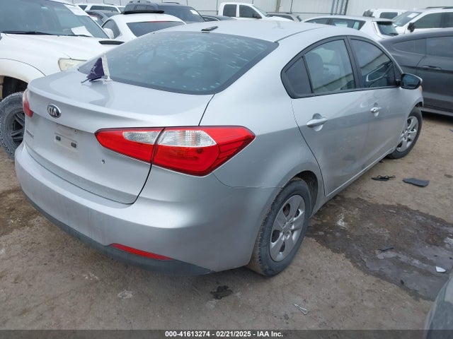 KNAFK4A69F5388109 KIA FORTE LX