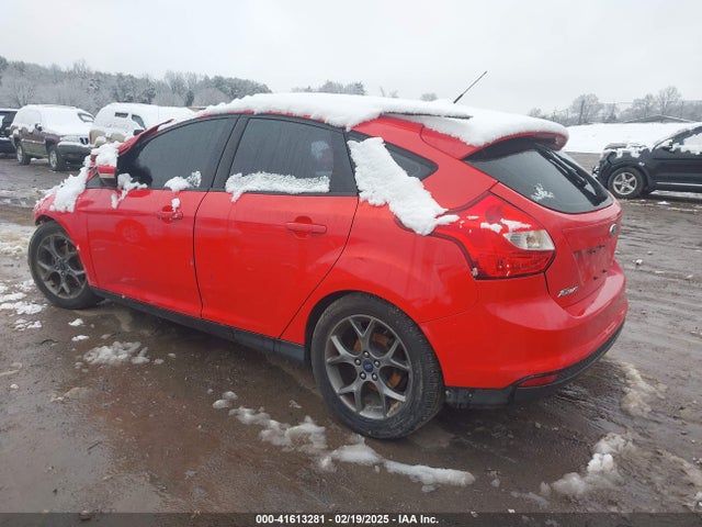1FADP3K27EL253180 Ford FOCUS SE