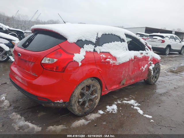 1FADP3K27EL253180 Ford FOCUS SE