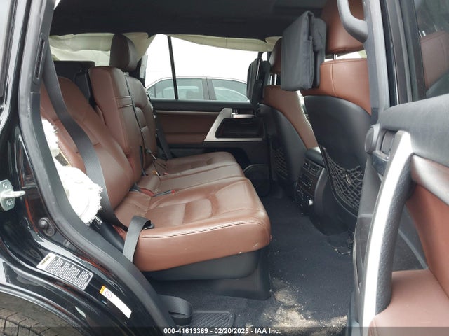 JTMCY7AJ6G4038101 Toyota Land Cruiser V8