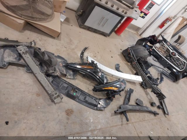 5TDKDRBH7RS552187 Toyota Highlander Xle