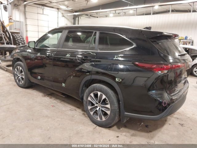 5TDKDRBH7RS552187 Toyota Highlander Xle