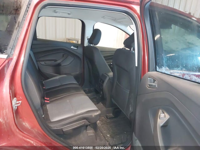 1FMCU9GDXKUC00454 Ford ESCAPE SE
