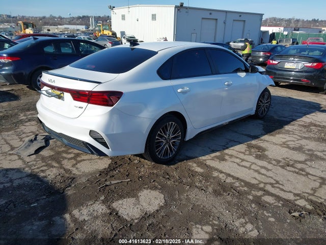 3KPF54AD2PE516771 KIA mpi nu