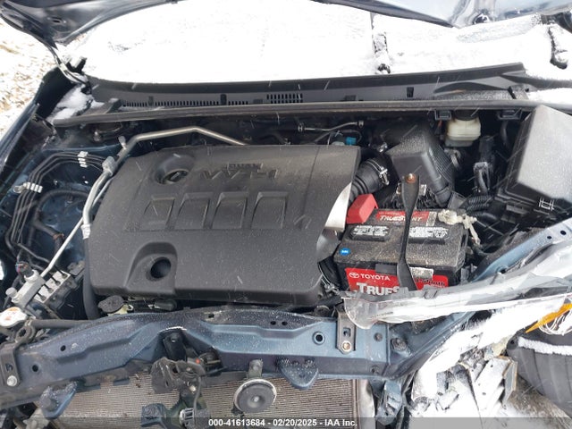 2T1BURHE8KC129579 Toyota COROLLA LE