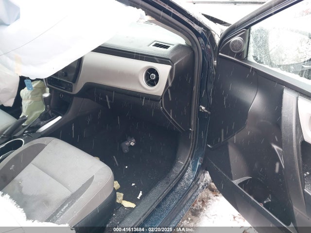 2T1BURHE8KC129579 Toyota COROLLA LE