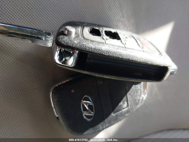5NPE24AF8FH056936 Hyundai SONATA SE