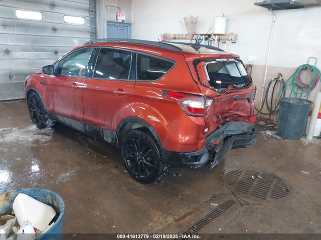 1FMCU9GD0KUB70039 Ford ESCAPE SE